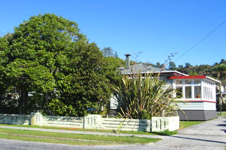 Photo of property in 62 Marlborough Street, Greymouth, 7805