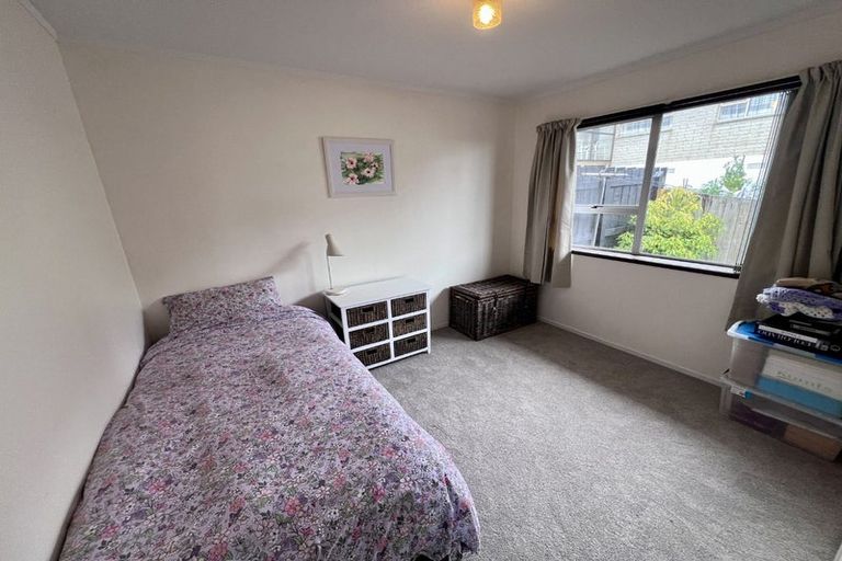 Photo of property in 1/24 Bayview Road, Bayview, Auckland, 0629