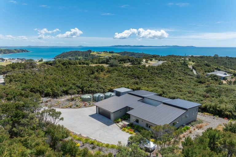 Photo of property in 116 Stratford Drive, Cable Bay, 0420