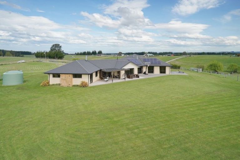 Photo of property in 261 Loburn Kowai Road, Loburn, Rangiora, 7472