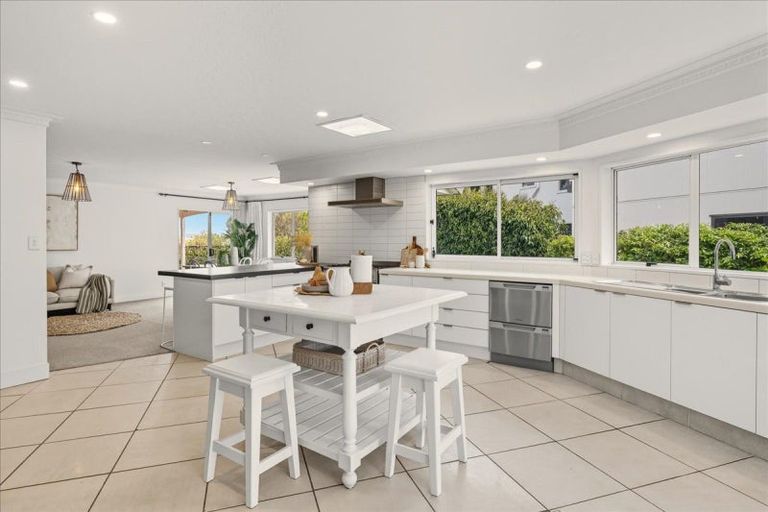 Photo of property in 446 Oceanbeach Road, Mount Maunganui, 3116