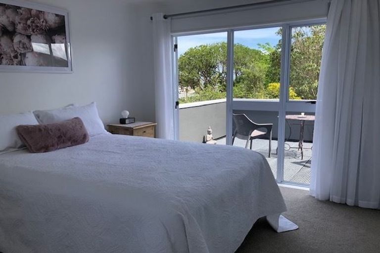 Photo of property in 2/14 Esmonde Road, Takapuna, Auckland, 0622