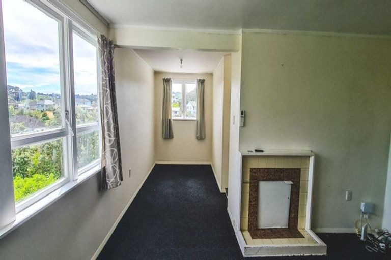 Photo of property in 148-152 Champion Street, Cannons Creek, Porirua, 5024