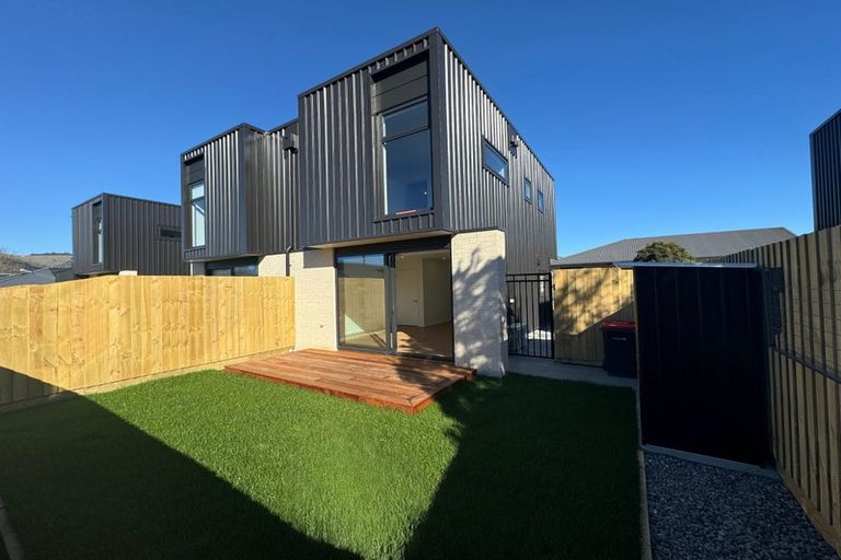 Photo of property in 1/74 Jeffreys Road, Fendalton, Christchurch, 8052