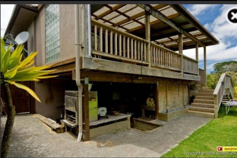 Photo of property in 68 Paragon Avenue, Beach Haven, Auckland, 0626