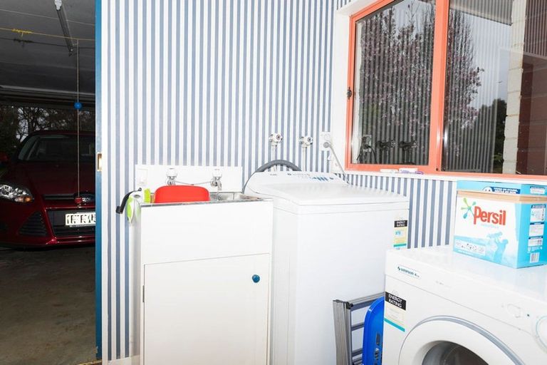 Photo of property in 10 Guinane Street, Dannevirke, 4930