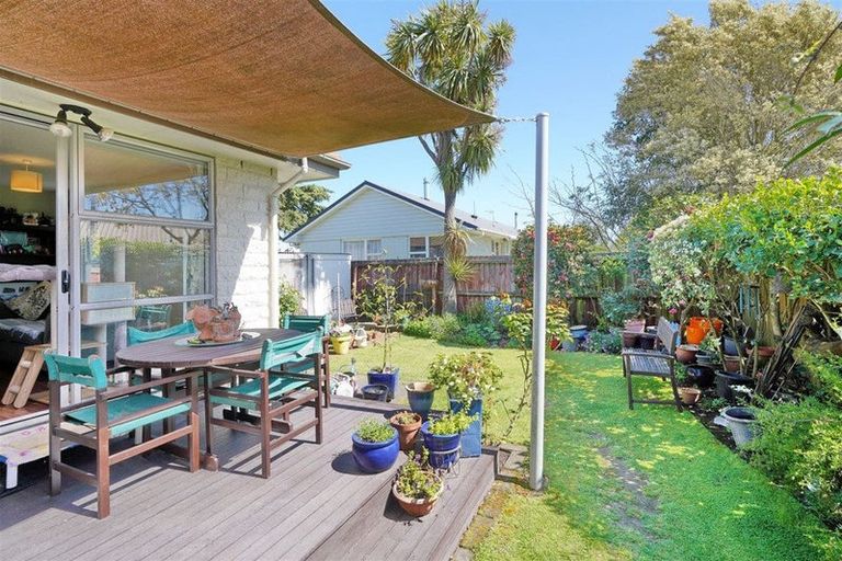 Photo of property in 1/59 Ashwood Street, Parklands, Christchurch, 8083