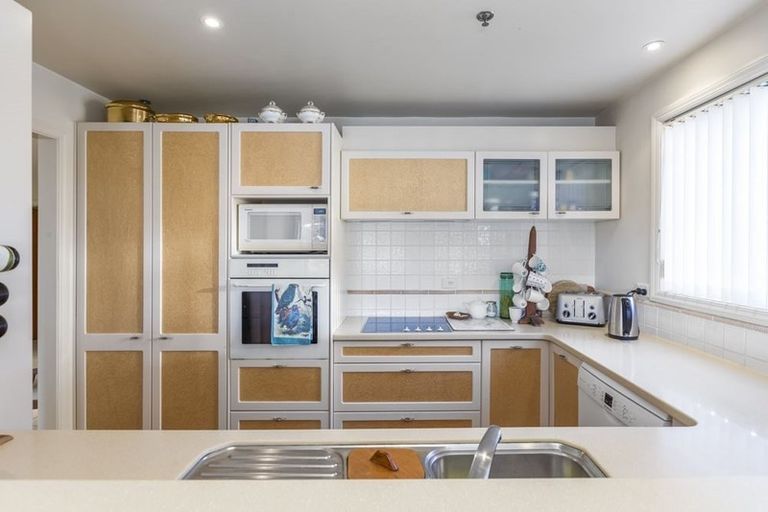 Photo of property in 50 Harbour Village Drive, Gulf Harbour, Whangaparaoa, 0930