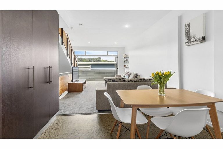 Photo of property in 13/185 Tasman Street, Mount Cook, Wellington, 6021