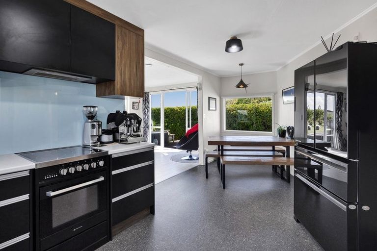 Photo of property in 1 Kepa Street, Ohawe, Hawera, 4671