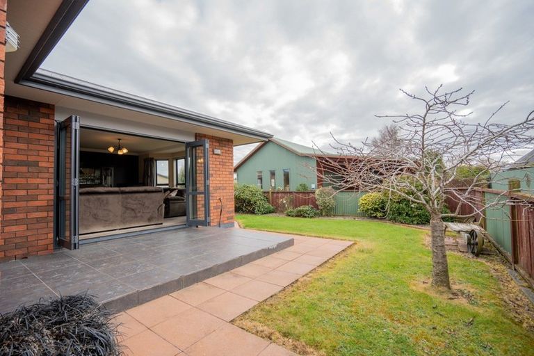 Photo of property in 6 Queen Street, Winton, 9720