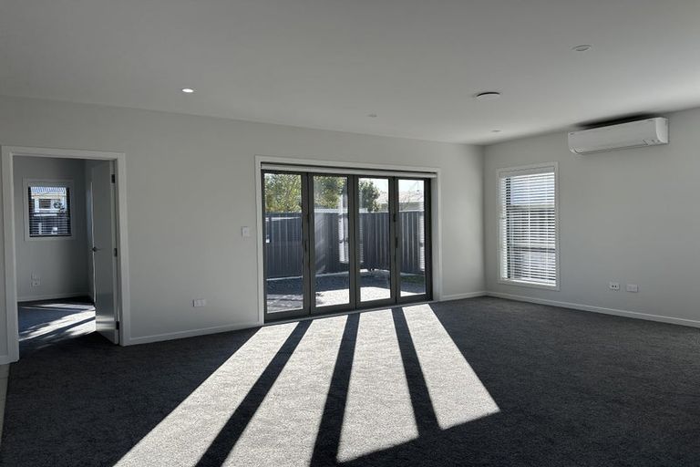 Photo of property in 17 George Yee Place, Taradale, Napier, 4112