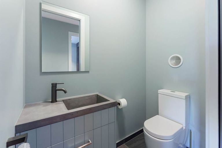 Photo of property in 7 Tutere Street, Waikanae Beach, Waikanae, 5036