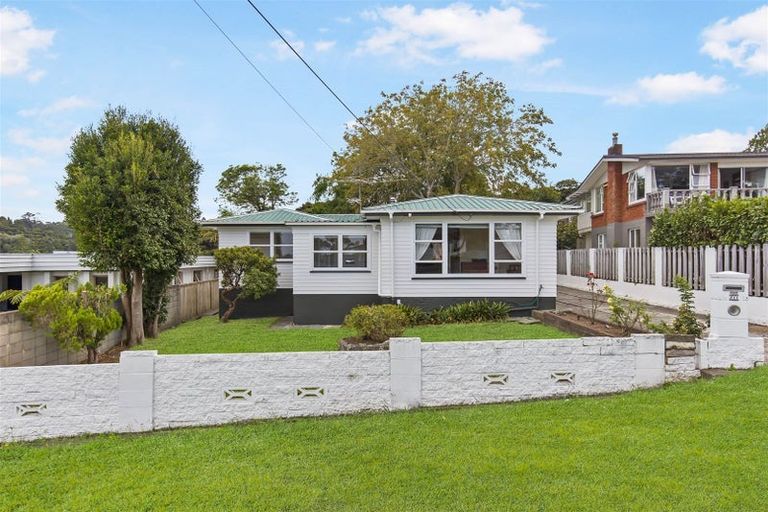 Photo of property in 211 Manuka Road, Bayview, Auckland, 0629