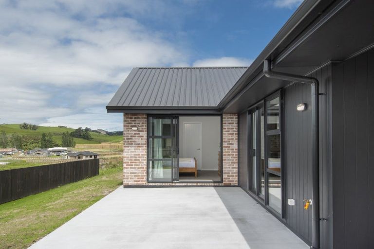 Photo of property in 26 Hayward Place, Ohauiti, Tauranga, 3112