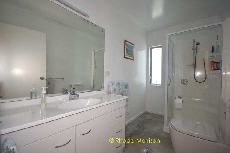 Photo of property in 245 Metcalfe Road, Matakohe, 0593