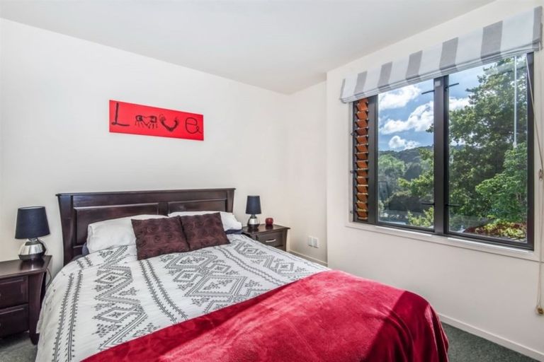 Photo of property in 8/11 The Avenue, Albany, Auckland, 0632