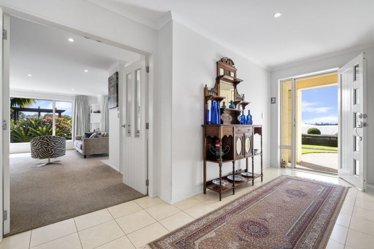 Photo of property in 44 Contour Avenue, Pyes Pa, Tauranga, 3112