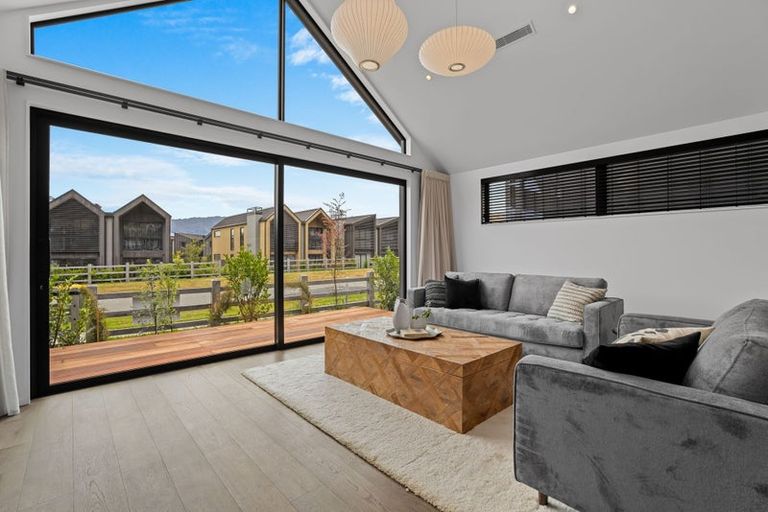 Photo of property in 10 Taurus Lane, Jacks Point, 9371