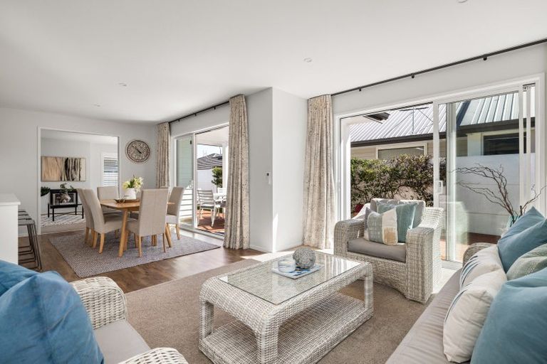 Photo of property in 28 Te Aranga Drive, Papamoa Beach, Papamoa, 3118