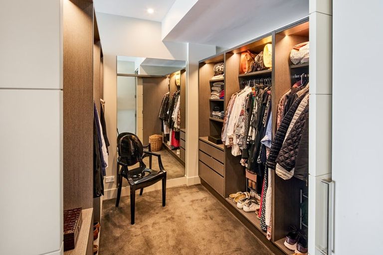 Photo of property in Clyde Quay Wharf, 2b/6 Clyde Quay Wharf, Te Aro, Wellington, 6011