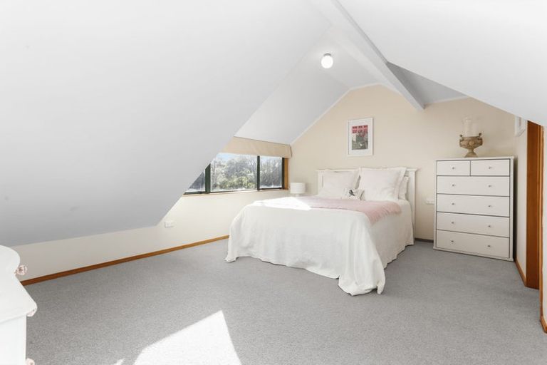 Photo of property in 22 Cochran Road, Oratia, Auckland, 0604