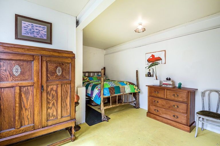 Photo of property in 24a Cautley Street, Stanley Point, Auckland, 0624
