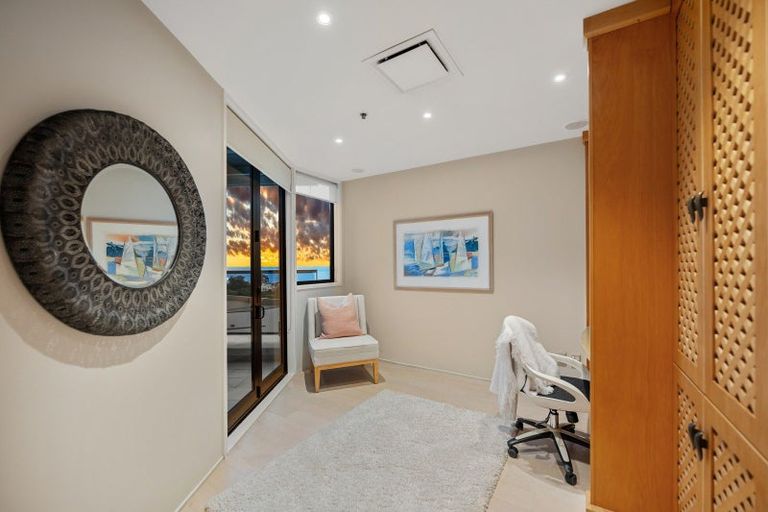 Photo of property in Mon Desir Apartments, 6/173b Hurstmere Road, Takapuna, Auckland, 0622