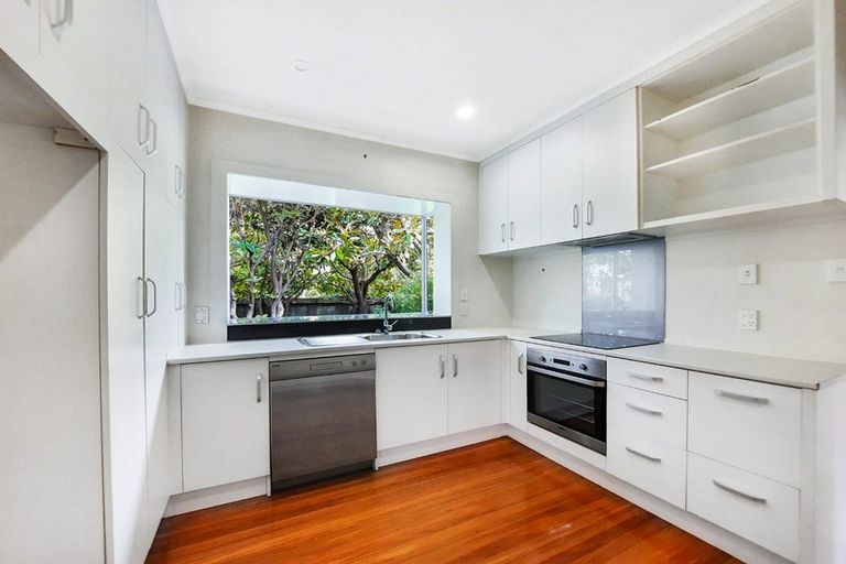 Photo of property in 62 Dallington Terrace, Dallington, Christchurch, 8061