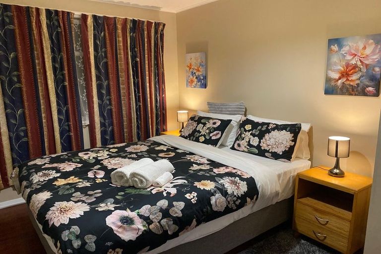 Photo of property in 24 Palmer Crescent, Silverstream, Upper Hutt, 5019