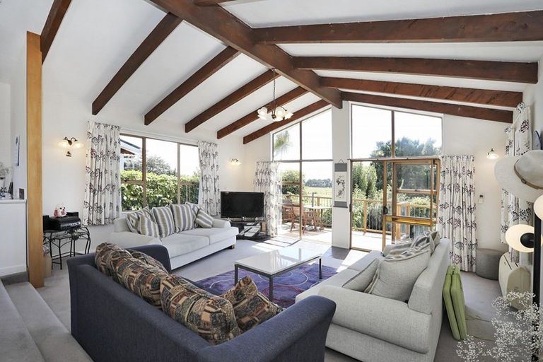 Photo of property in 92 Moana Street, Rosedale, Invercargill, 9810