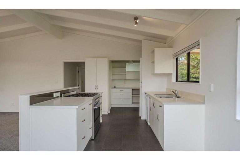 Photo of property in 6a Hawkings Crescent, Kerikeri, 0230