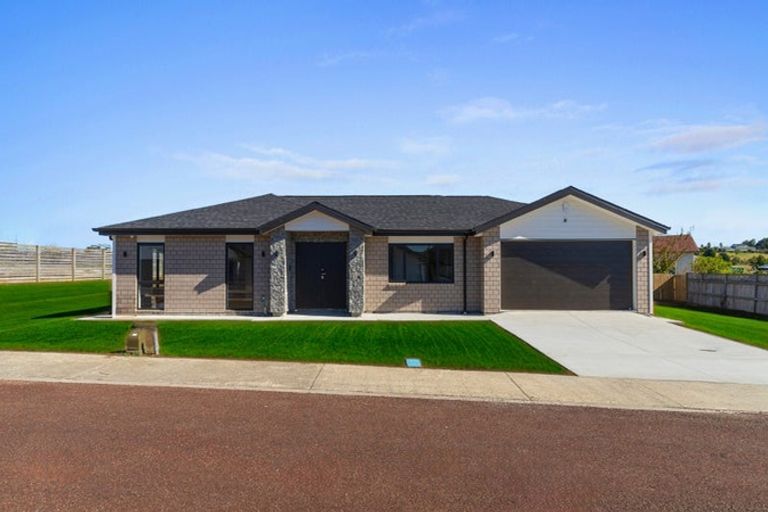 Photo of property in 6 Rongopai Close, Te Kauwhata, 3710