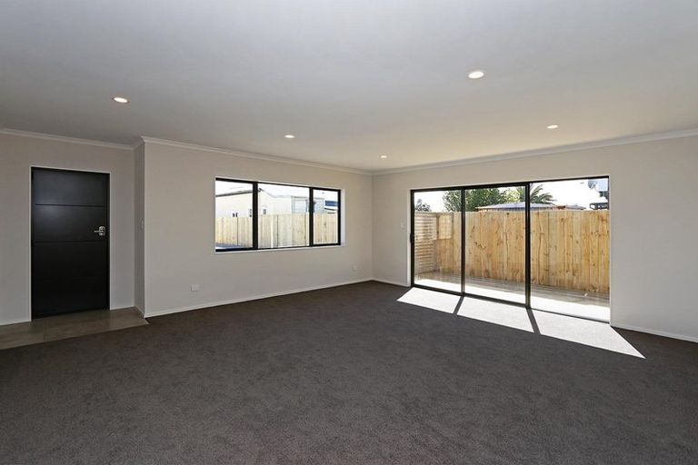 Photo of property in 90a Victoria Street, Hawera, 4610