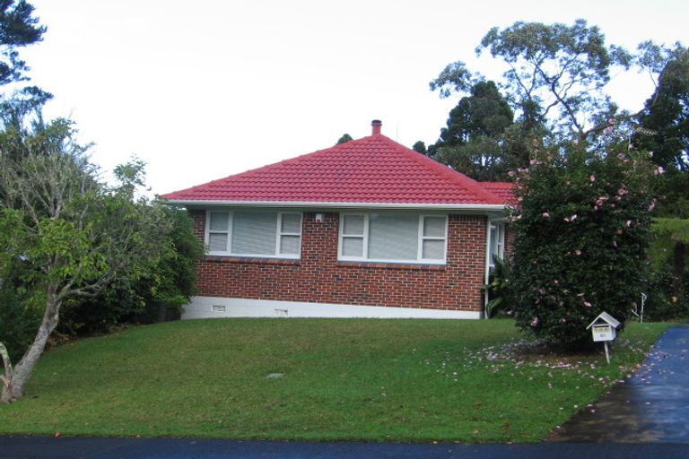 Photo of property in 41 Rimutaka Place, Titirangi, Auckland, 0604