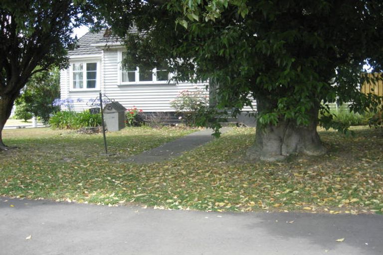 Photo of property in 25 Auburn Avenue, Upper Riccarton, Christchurch, 8041