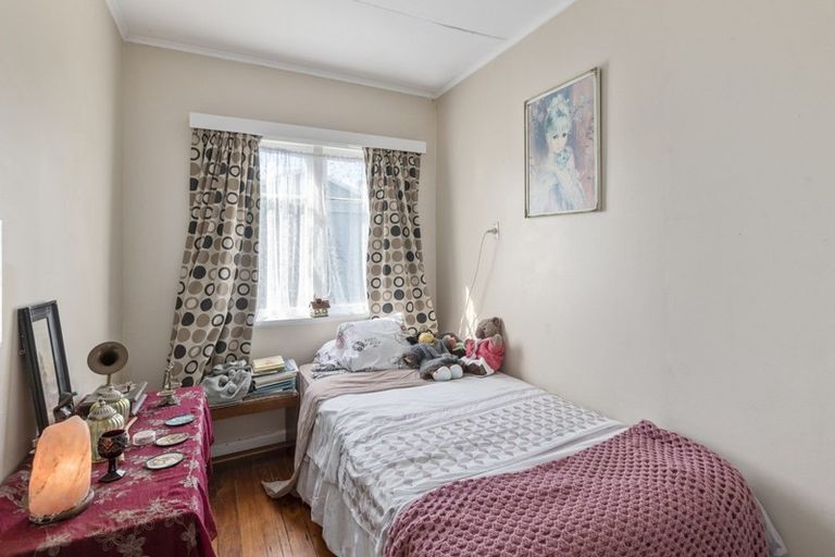 Photo of property in 61 Moana Street, Otaki Beach, Otaki, 5512