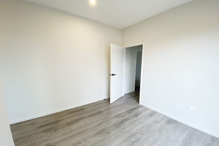 Photo of property in 43 Hikuawa Road, Flat Bush, Auckland, 2019