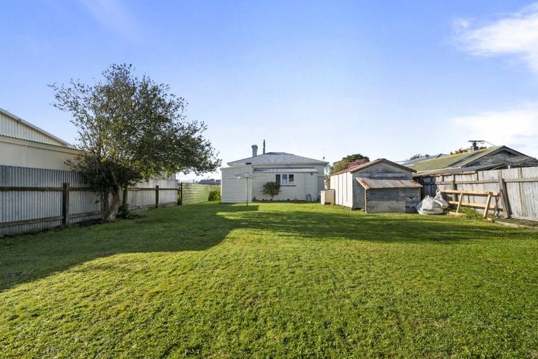 Photo of property in 14 Blackwell Street, Marton, 4710