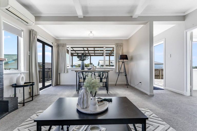 Photo of property in 14a Baverstock Road, Nawton, Hamilton, 3200