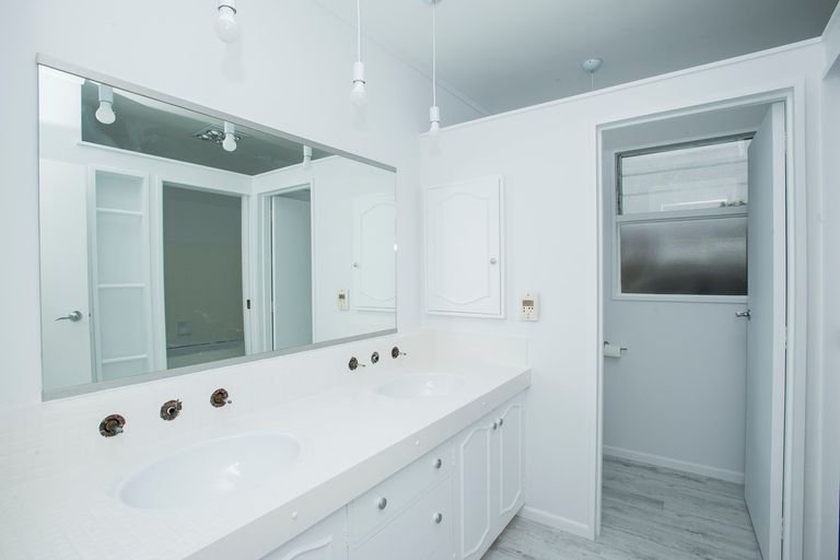 Photo of property in 53 Grant Road, Whataupoko, Gisborne, 4010