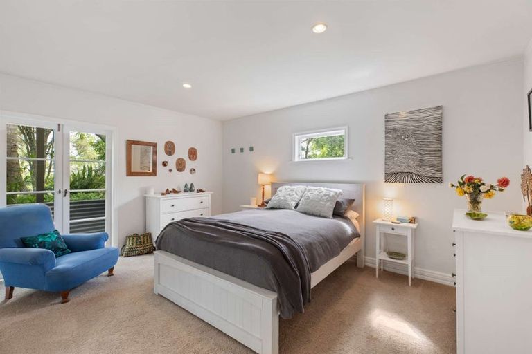 Photo of property in 56 Te Pua School Road, Helensville, 0875