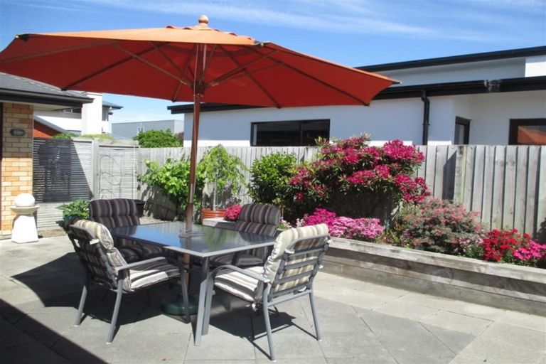 Photo of property in 22 Sovereign Gardens, Halswell, Christchurch, 8025