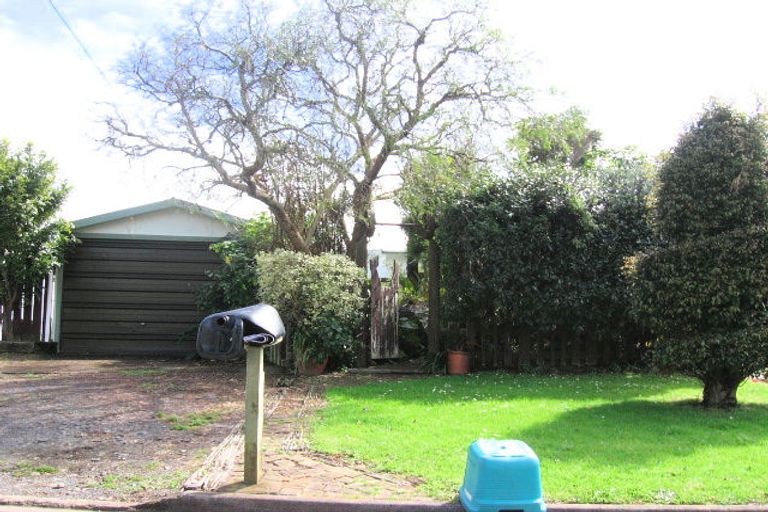 Photo of property in 33 Seaview Avenue, Te Puru, Thames, 3575