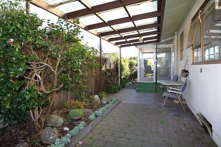 Photo of property in 50 Napier Road, Havelock North, 4130
