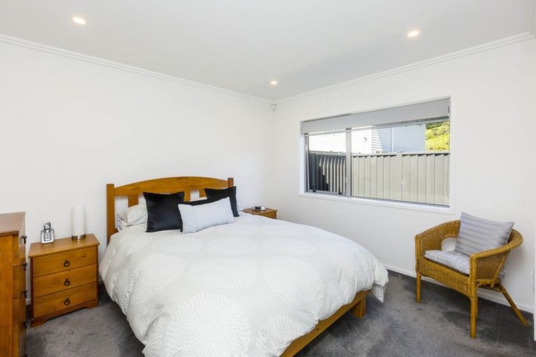 Photo of property in 17 Chalfont Road, Silverstream, Upper Hutt, 5019