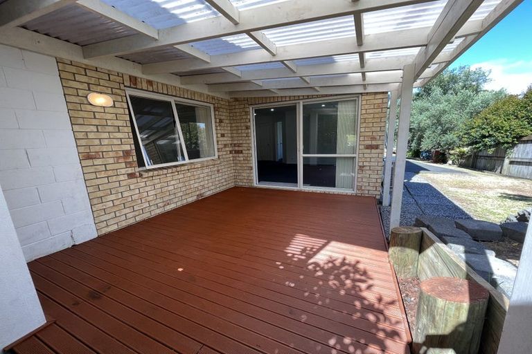 Photo of property in 11 The Enclave, Totara Heights, Auckland, 2105