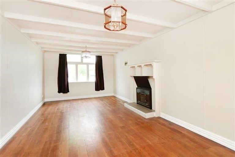 Photo of property in 161 Tiro Tiro Road, Levin, 5510