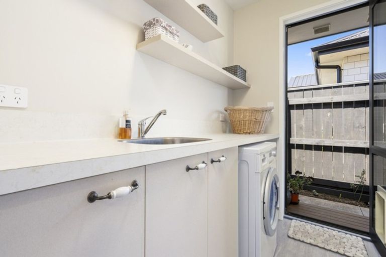 Photo of property in 31 Dreaver Drive, Waitara, 4320