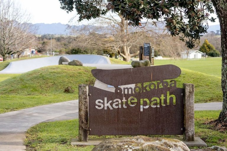 Photo of property in 30 Richardson Road, Omokoroa, 3114